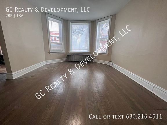 3rd image of 2310 N Hamlin Ave #1
