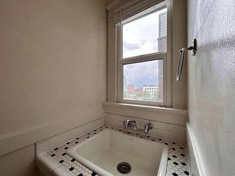 1631 NW Everett St #407 — Photo 16
