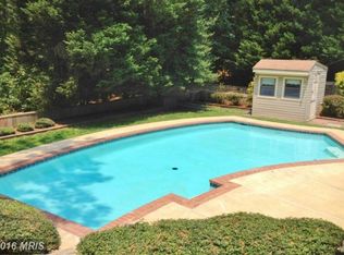 3810 Hollyberry Dr, Huntingtown, MD 20639