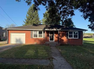 530 5th St, Lewisport, KY 42351