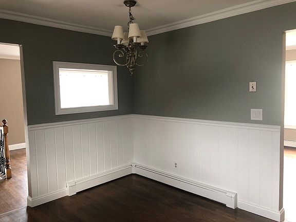 5th image of 10 Dubois Rd