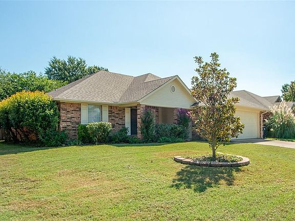 2nd image of 7416 Emerywood Ln
