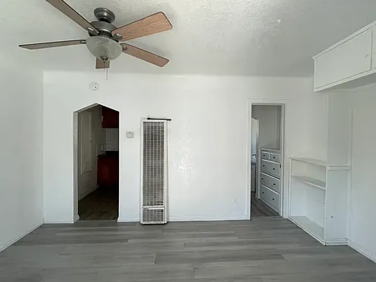 6715 Otis Ave #B — Photo 1