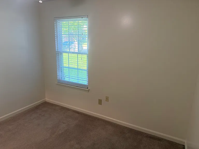 837 Ridgebrook Rd — Photo 15