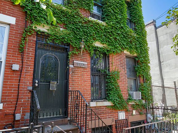 4th image of 119 Pioneer St