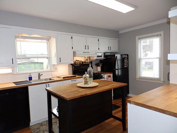 5th image of 26057 Brettonwoods St