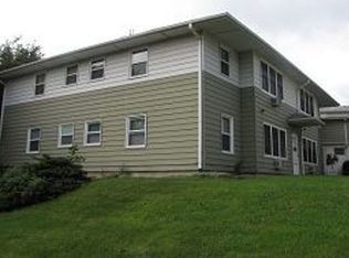 41 Valley Ave #7, Iowa City, IA 52246