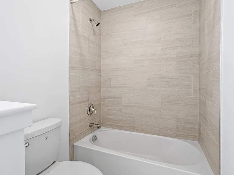 137 Ada Hightower Ave — Photo 28
