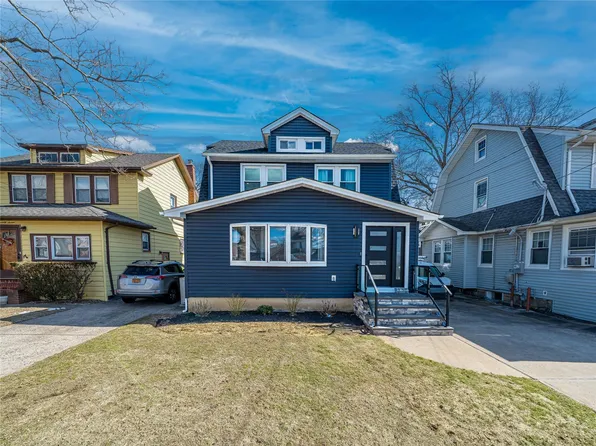 73 Emerson Place, Valley Stream, NY 11580