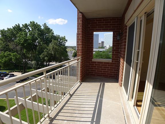 4th image of 8711 W Bryn Mawr Ave APT 410