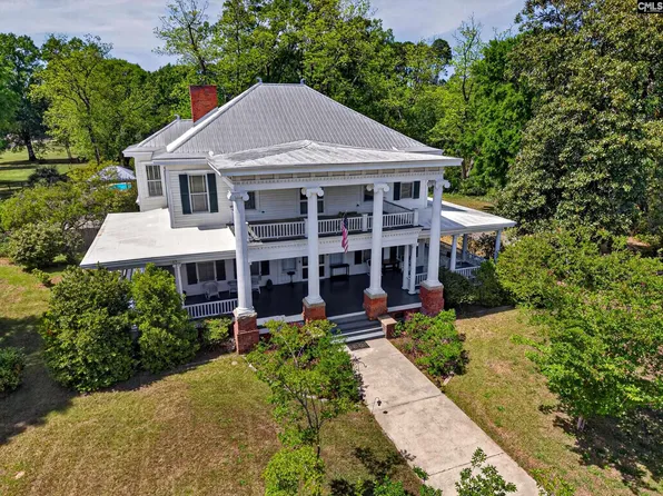 121 N Dew St, Latta, SC 29565