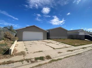 2003 Mint Ave, Gillette, WY 82718