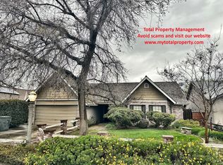 624 W Vassar Ave, Visalia, CA