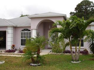 6840 Nicole Ln, Largo, FL 33771