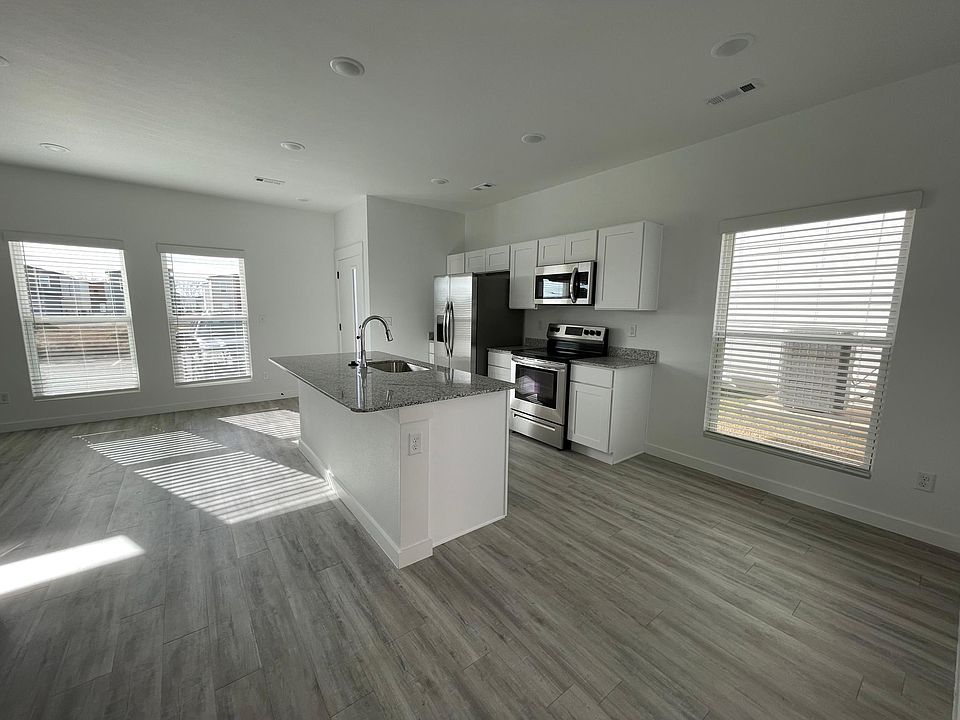 880 Illinois Ave, Centerton, AR 72719 Zillow