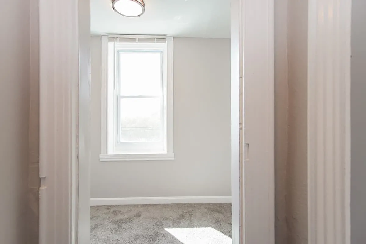 3 bed, 1701 sqft, $700 — Photo 3