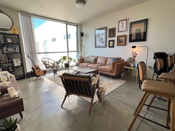 285 W 6th St, San Pedro, CA