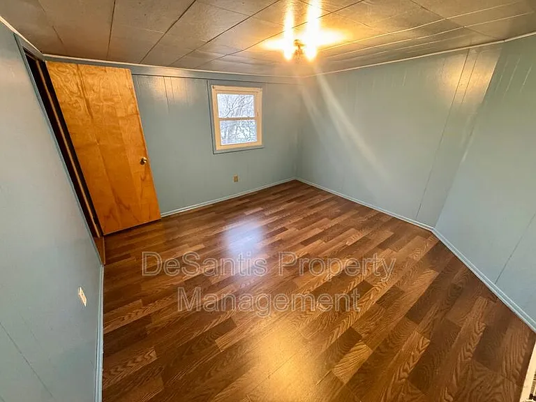 474 Spang Ave — Photo 52