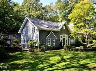 2A Stony Point Rd, Westport, CT 06880