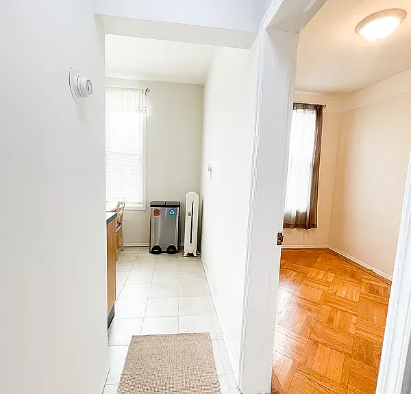 22-26 36th St #2R — Photo 9