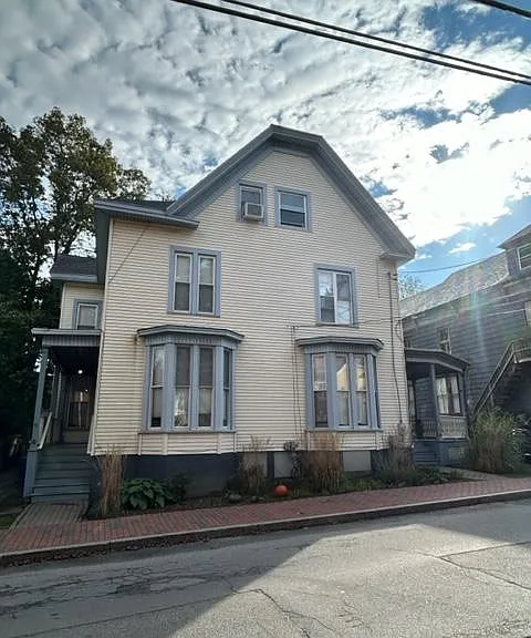 6 Walker St #2 — Photo 1