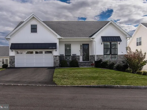 505 Galleria St, Dresher, PA 19025