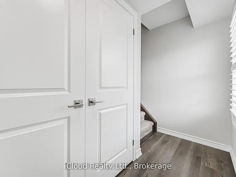 445 Ontario St N #103 — Photo 24