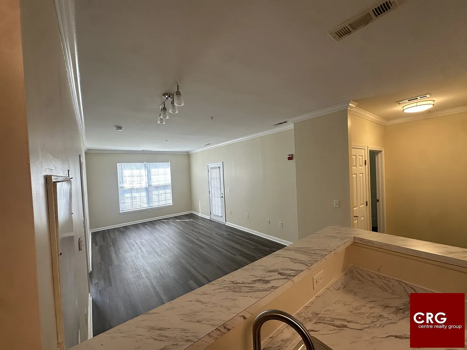 2 bed, 2.0 bath, $2,800 — Photo 2