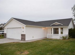 1223 N Beech Ave, Pasco, WA 99301