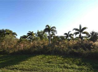 6079 Grove Ave, Bokeelia, FL 33922