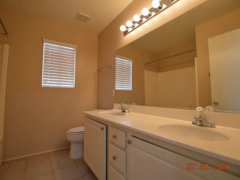 10656 Primrose Arbor Ave — Photo 11