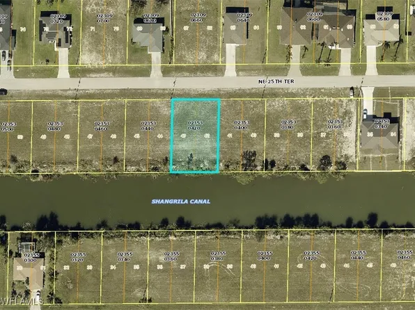 310 NE 25th Ter, Cape Coral, FL 33909