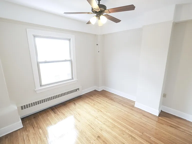 1130 Parkerapartment #415 — Photo 4