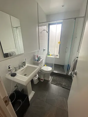 Rented by Bond New York | media 4