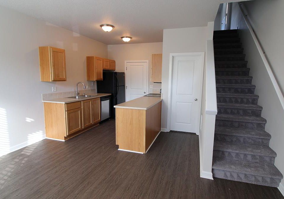 Photos Of Similar Model Unit. Not Photos Of Actual Apartment