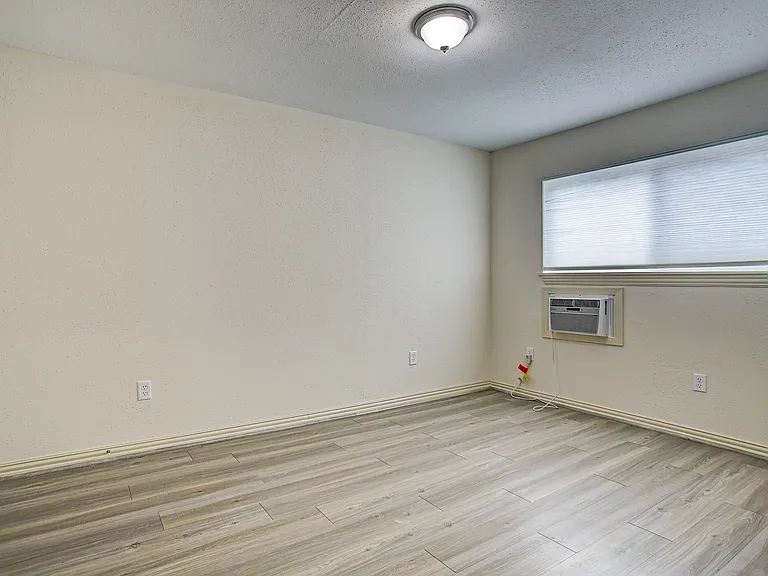 3514 Scott St #3 — Photo 7