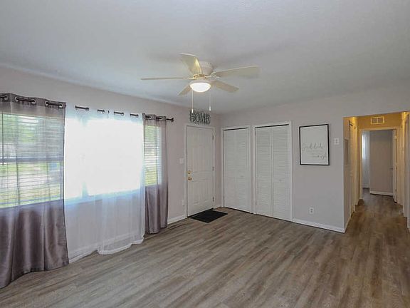 2nd image of 1520 Seville Ave