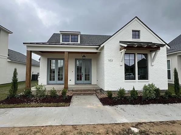 103 Oak Village Dr, Scott, LA 70583