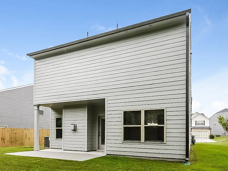 4038 Lake Manor Way — Photo 17