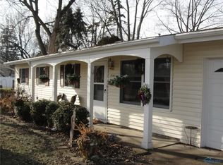 7141 Gillingham Dr, Sylvania, OH 43560