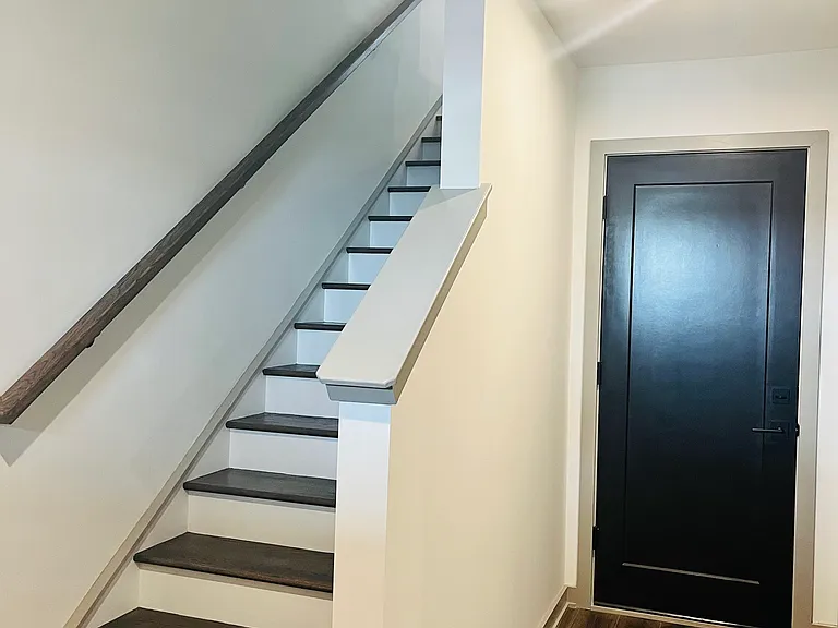 2003 Edison Park Ln — Photo 3