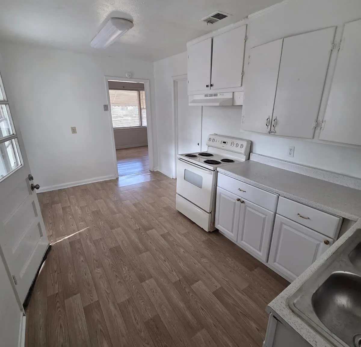 5136 Lurline Drive - 1 — Photo 3