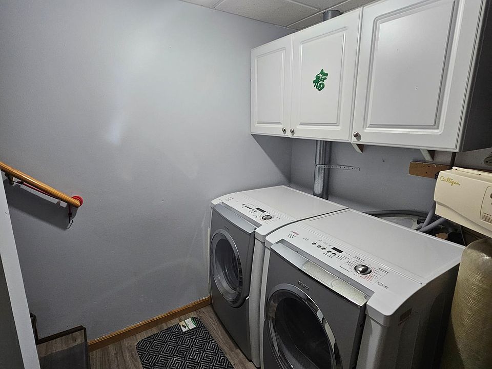 1st image of 11887 River Hills Dr