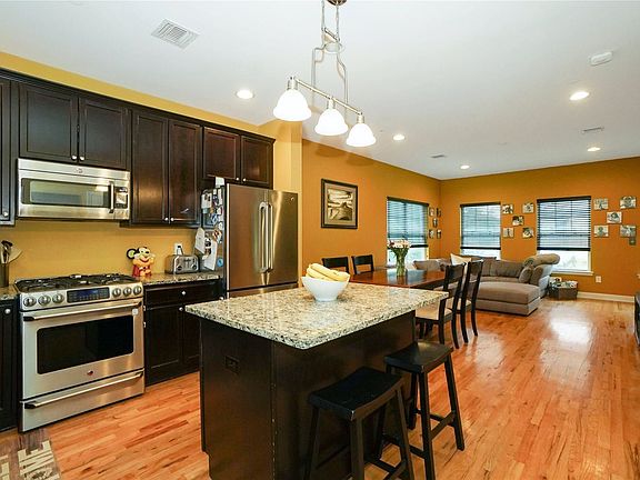 4th image of 1 Lager Ln
