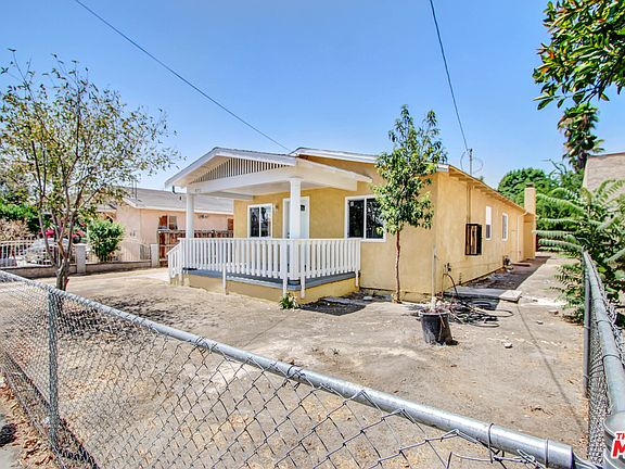 3rd image of 872 N Mayfield Ave