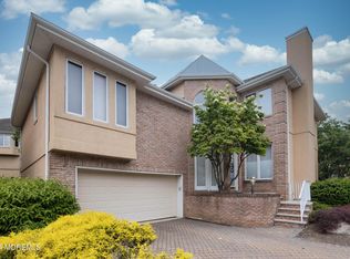 231 Santa Rosa Ct #334, Holmdel, NJ 07733