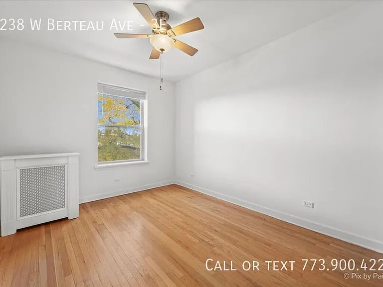 3238 W Berteau Ave #3E — Photo 12