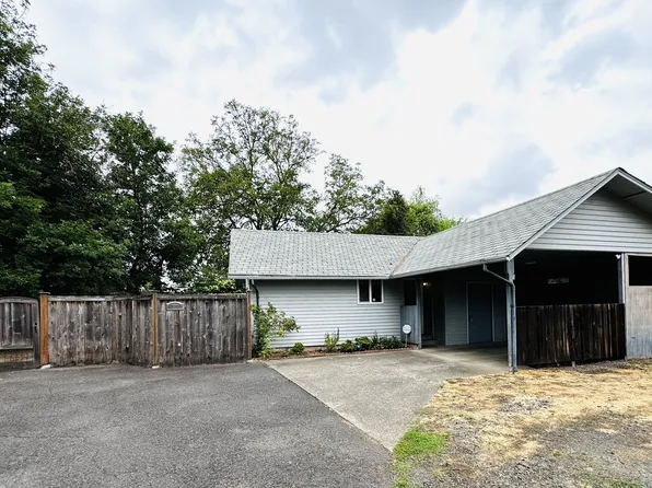 776 N Bertelsen Rd, Eugene, OR 97402