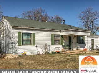 19881 SE 29th St, Harrah, OK 73045