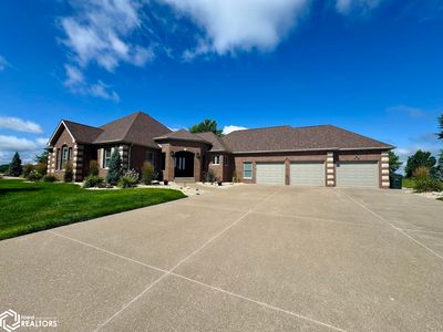 5609 Hickory Stick Ln, Burlington, IA, 52601